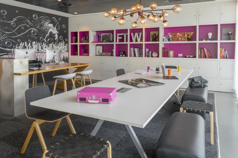 Hotel Moxy Milan Linate Airport Segrate Esterno foto